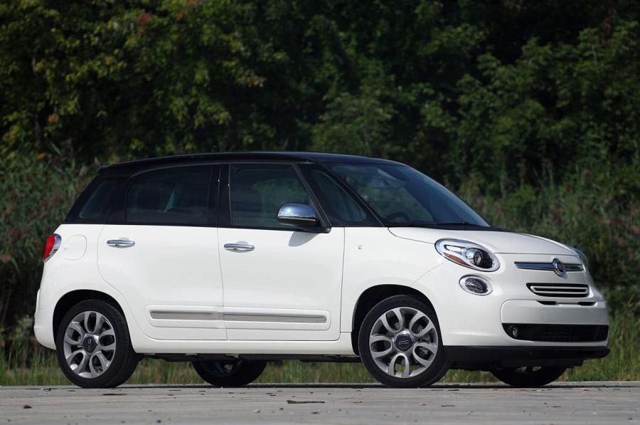  Fiat 500L 2014 года  (фото 1 из 138)